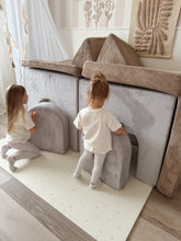 Laden Sie das Bild in den Galerie-Viewer, Funzy Arches