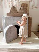 Laden Sie das Bild in den Galerie-Viewer, Funzy Arches