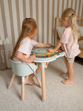 Laden Sie das Bild in den Galerie-Viewer, Spieltisch Set