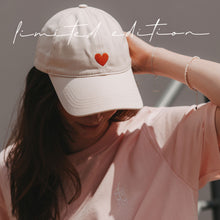 Laden Sie das Bild in den Galerie-Viewer, Eulenschnitt Cap Oh Happy Day Beige – Limited Summer Edition 🤎