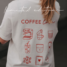 Laden Sie das Bild in den Galerie-Viewer, Eulenschnitt Coffee Lover T-Shirt Off-White – Limited Edition ☕️❤️