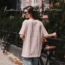 Laden Sie das Bild in den Galerie-Viewer, Eulenschnitt Iced Coffee Club T-Shirt – Limited Summer Edition ☕️