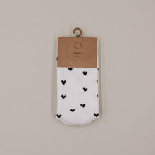 Laden Sie das Bild in den Galerie-Viewer, Socken mit Herzen Schwarz | Matching Socken für Gross &amp; Klein