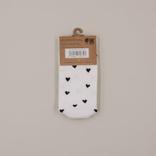 Laden Sie das Bild in den Galerie-Viewer, Socken mit Herzen Schwarz | Matching Socken für Gross &amp; Klein