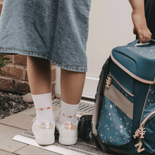 Laden Sie das Bild in den Galerie-Viewer, Socken Kids Schulkind