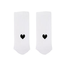 Laden Sie das Bild in den Galerie-Viewer, Socken Herz - Valentinstag