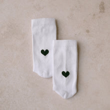 Laden Sie das Bild in den Galerie-Viewer, Socken Herz - Valentinstag