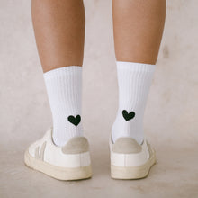 Laden Sie das Bild in den Galerie-Viewer, Socken Herz - Valentinstag