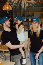 Laden Sie das Bild in den Galerie-Viewer, Mini Duck Blue - FAMILY