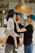 Laden Sie das Bild in den Galerie-Viewer, Mini Duck Blue - FAMILY