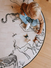 Laden Sie das Bild in den Galerie-Viewer, Kork Kinderteppich - Spielteppich - Kork - Arche Noah - rund