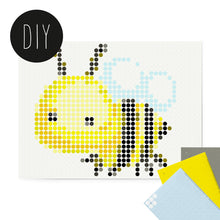 Laden Sie das Bild in den Galerie-Viewer, Dot on art kids - Biene - DIY - 30x40 cm