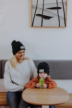 Laden Sie das Bild in den Galerie-Viewer, Beanies - FAMILY