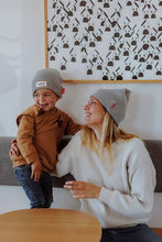 Laden Sie das Bild in den Galerie-Viewer, Beanies - FAMILY