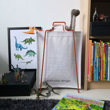 Laden Sie das Bild in den Galerie-Viewer, HELSINKI - recycling holder - caramel
