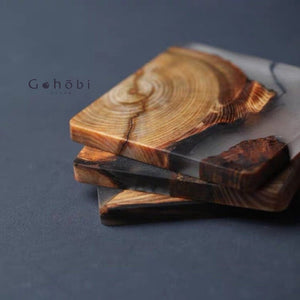 Kunstharz Untersetzer - handmade - mit Zedernholz - eckig