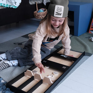 Znoet Sliding Board Game - FSC Holz