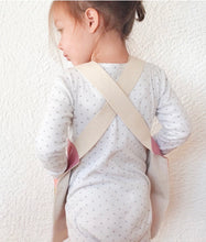 Laden Sie das Bild in den Galerie-Viewer, Kinderschürze aus Baumwolle