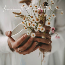 Laden Sie das Bild in den Galerie-Viewer, Love you - Limited Edition