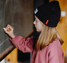 Laden Sie das Bild in den Galerie-Viewer, Beanies - FAMILY