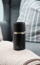 Laden Sie das Bild in den Galerie-Viewer, IRISgo cup sip 350ml - roasted black